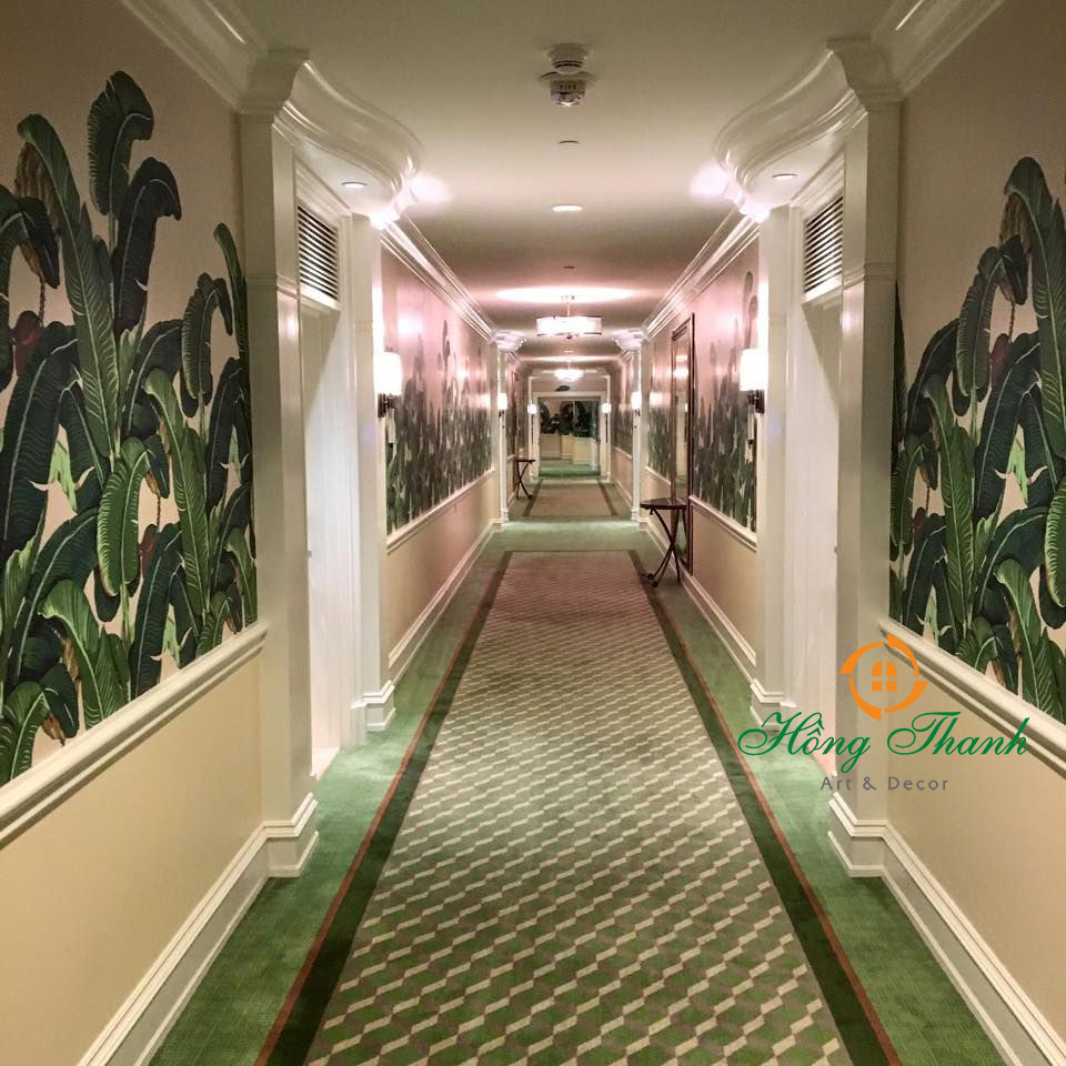 vẽ tranh tường lá chuối tại khách sạn