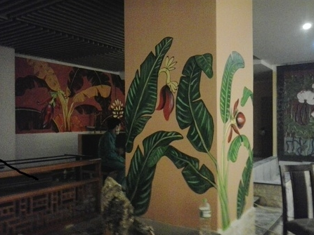 vẽ tranh tường lá chuối tại nhà hàng quán ăn